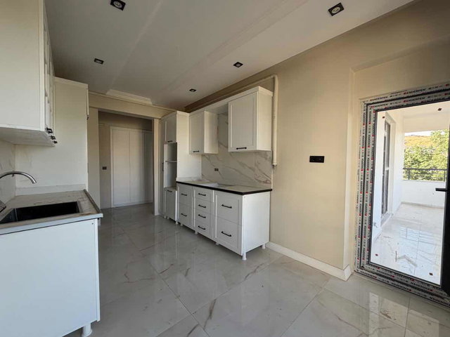 RE/MAX EDE'DEN AFŞİN PINARBAŞINDA SATILIK SİTE İÇİ 2+1