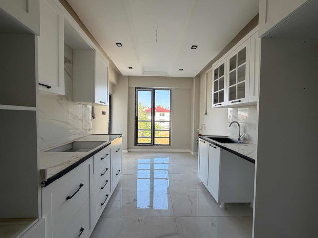RE/MAX EDE'DEN AFŞİN PINARBAŞINDA SATILIK SİTE İÇİ 2+1