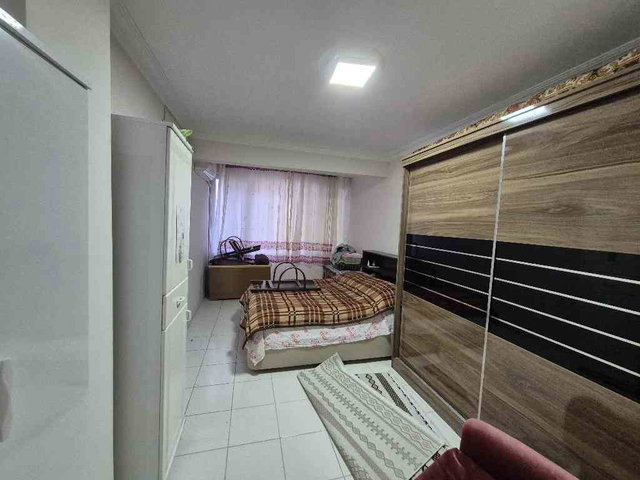 KARŞIYAKA NERGİZ İZBAN YANI 2+1 SATILIK DAİRE