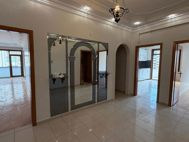 KAYSERİ MELİKGAZİ KÖŞK MAH.’DE 4+1 | 180 M² NET | 3 CEPHELİ | BALKONLU KİRALIK DAİRE