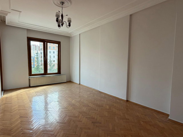 KAYSERİ MELİKGAZİ KÖŞK MAH.’DE 4+1 | 180 M² NET | 3 CEPHELİ | BALKONLU KİRALIK DAİRE