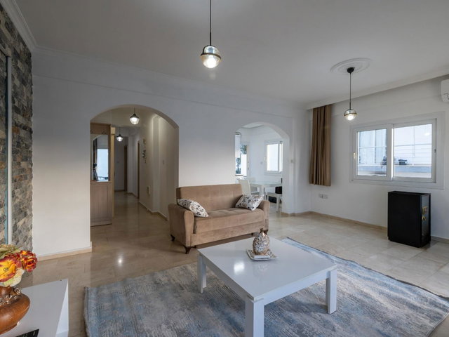 GİRNE MERKEZ'DE 3+1 SATILIK DAİRE