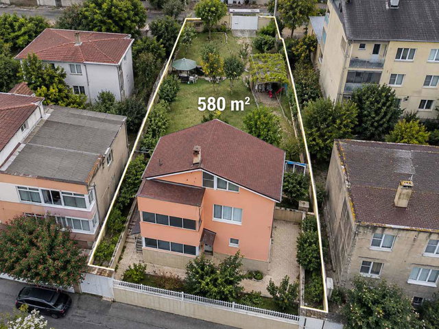 SARIYER YENİKÖY'DE 580 M² ARSA İÇERİSİNDE BOĞAZ  MANZARALI MÜSTAKİL EV