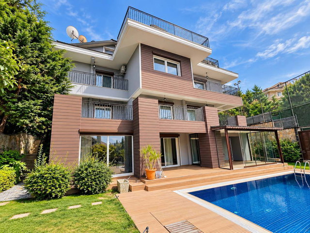 REMAX7TEPE'DEN ACARKENT ÖZEL SOKAKTA REVİZYONLU BR TİPİ AVANTAJLI FİYAT