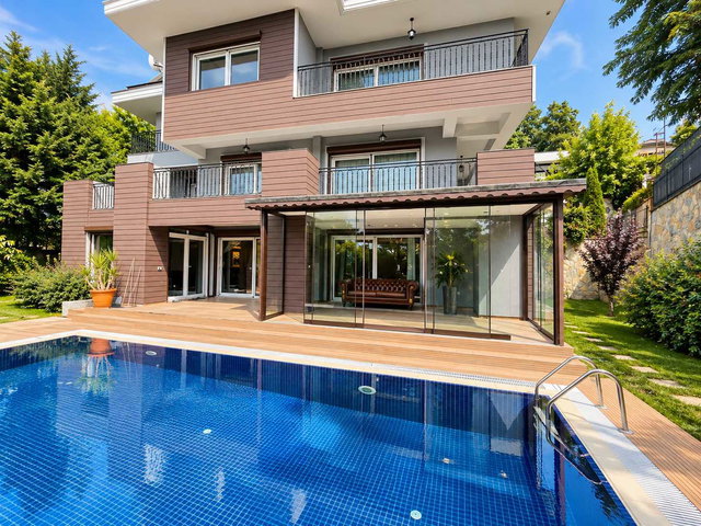REMAX7TEPE'DEN ACARKENT ÖZEL SOKAKTA REVİZYONLU BR TİPİ AVANTAJLI FİYAT