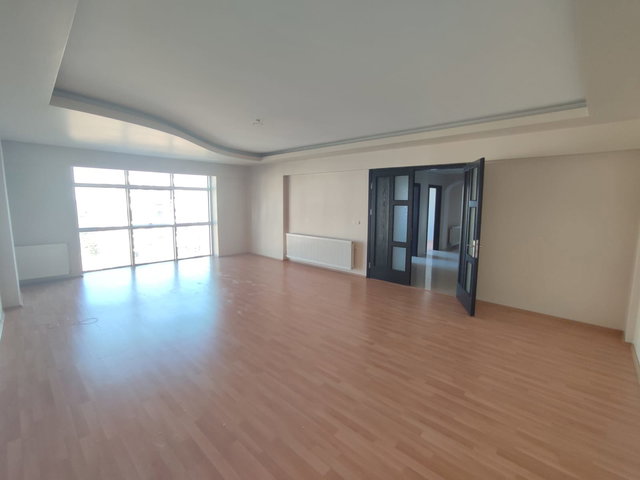 REMAX PARLADAN ATAKUM YENİMAHALLE DE SATILIK 3+1 DAİRE