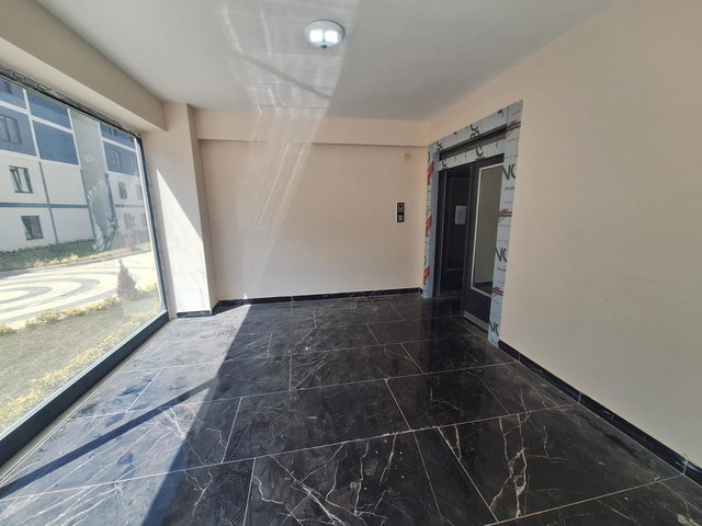 TAVŞANTEPE METRO YÜRÜME MESAFESİ,ARA KAT, SATILIK 2+1