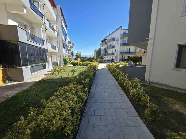 GÜNDOĞDUDA SİTE İÇİNDE 1+1 KİRALOK DAİRE