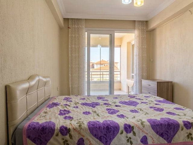 İZMİR ALİAĞA YENİŞAKRAN’DA DENİZE VE MERKEZE YAKIN 90 M² 2+1 SATILIK DAİRE