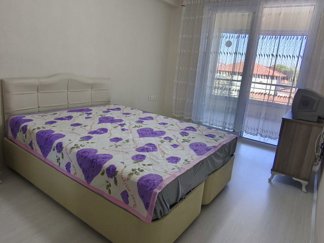 İZMİR ALİAĞA YENİŞAKRAN’DA DENİZE VE MERKEZE YAKIN 90 M² 2+1 SATILIK DAİRE