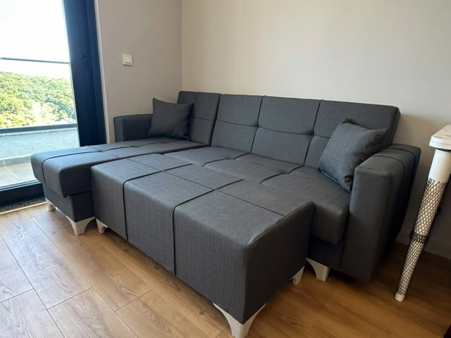 KORUCUKTA HASTANEYE KOMŞU SIFIR EŞYALI 1+1 KİRALIK DAİRE