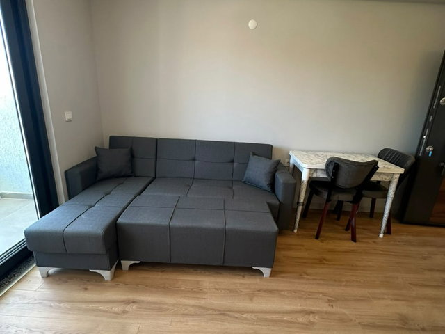 KORUCUKTA HASTANEYE KOMŞU SIFIR EŞYALI 1+1 KİRALIK DAİRE