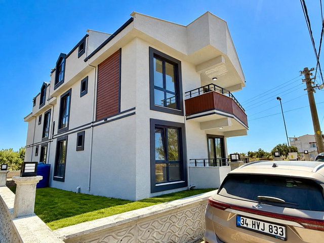 REMAX'TAN ŞARKÖY ERİKLİCE'DE DENİZ MANZARALI 180M2 DUBLEKS DAİRE