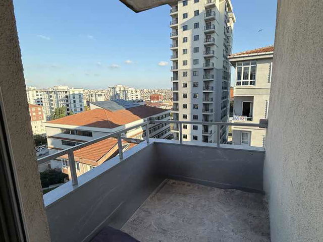 BAĞCILAR KİRAZLI 95M2 KİRALIK METRO YAKINI 2+1 DAİRE