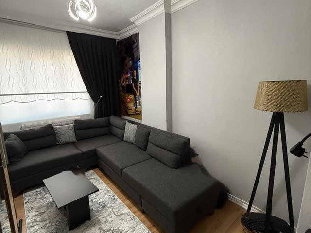 BAĞCILAR KİRAZLI 95M2 KİRALIK METRO YAKINI 2+1 DAİRE