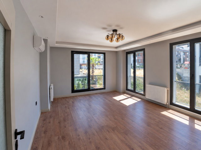 BEYLIKDÜZÜ KAVAKLI ES MARIN MENEKŞE SITESI SATILIK DAIRE DUBLEKS