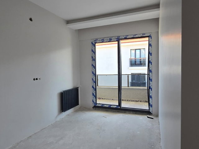 GÜNGÖR CADDESİ'NDE YERİNDE DÖNÜŞÜM 3+1 SATILIK DAİRE
