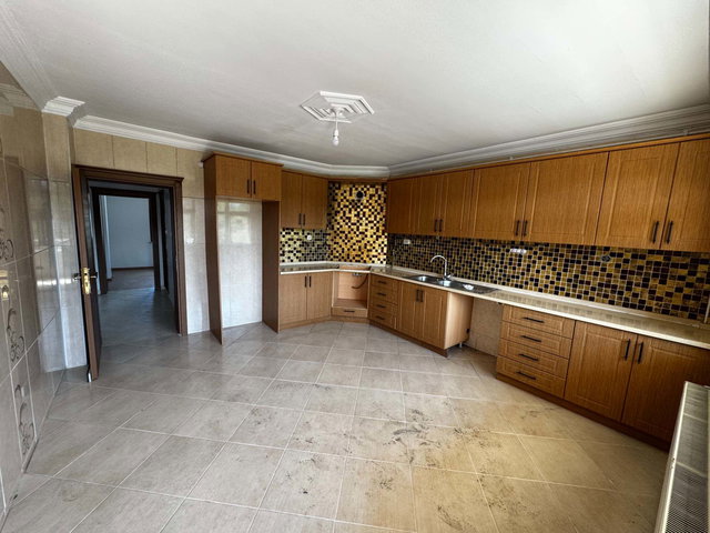REMAX HÜR UĞUR ÇAKAR'DAN KİRALIK 3+1 DAİRE