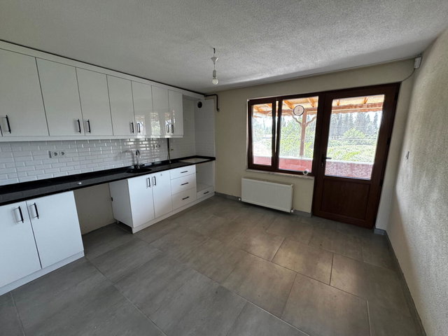 REMAX HÜR UĞUR ÇAKAR'DAN KİRALIK 3+1 DAİRE