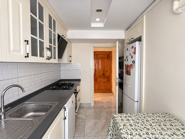 FAHRETTİN ALTAYDA KOMPLE TADİLATLI 3+1 | 90 M² | BAHÇE KATI