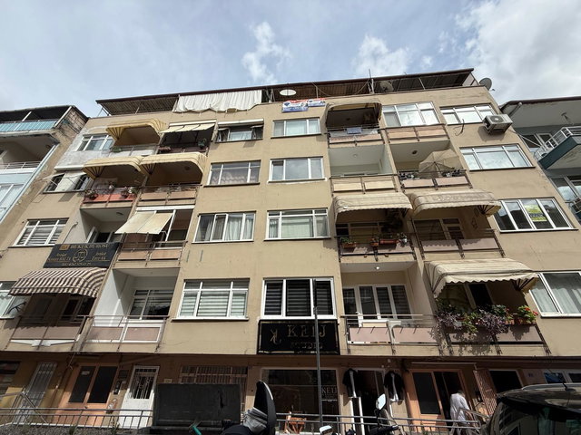 KOCAELI İZMIT KARABAŞ MH.GENIŞ 2+1 KIRALIK DAIRE