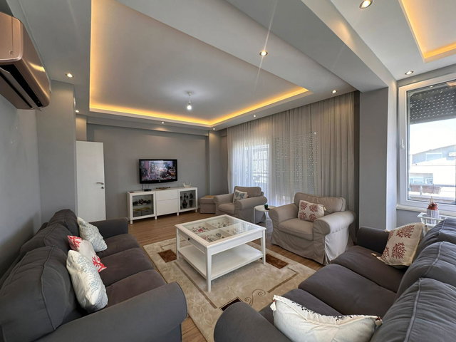 MANAVGAT ILICA MERKEZİNDE NEZİH 4+1 DUBLEKS