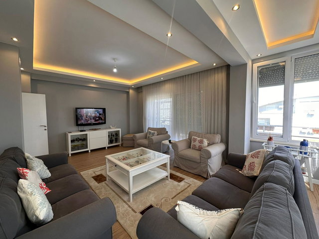 MANAVGAT ILICA MERKEZİNDE NEZİH 4+1 DUBLEKS