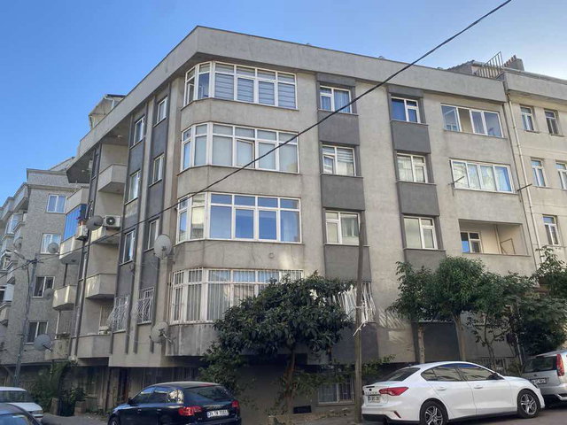DENİZKÖŞKLER MAHALLESİ KARTAL SOKAK’TA SATILIK 3+1 DAİRE