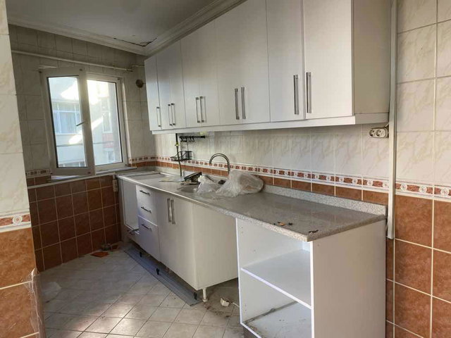 DENİZKÖŞKLER MAHALLESİ KARTAL SOKAK’TA SATILIK 3+1 DAİRE