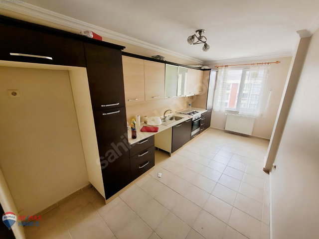 REMAX HANE-2 TEK YETKİLİ OFİS- 2+1 110M2 HAVUZ CEPHELİ DAİRE