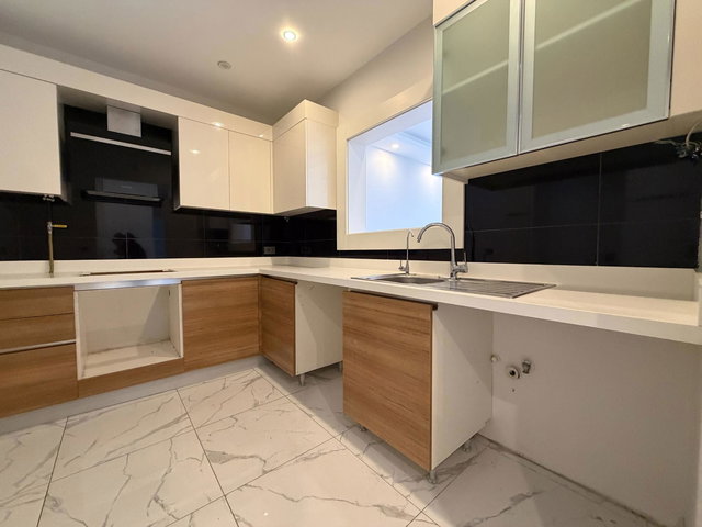 REFERANS KARTAL TOWERS'TA 2+1 KIRALIK 78 M2 NET DAIRE