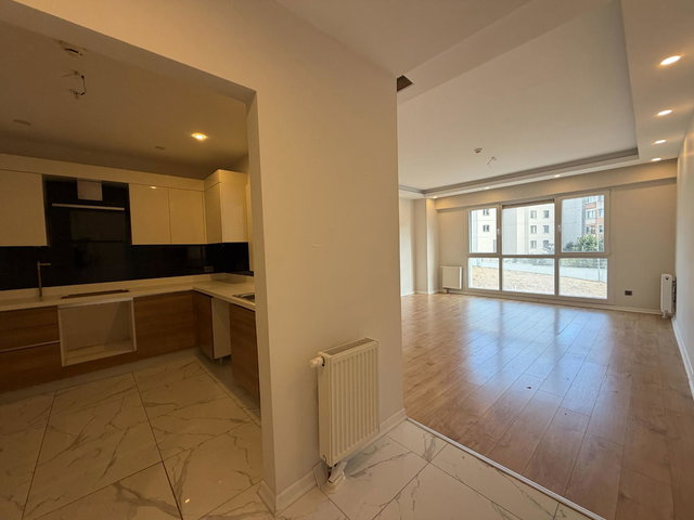 REFERANS KARTAL TOWERS'TA 2+1 KIRALIK 78 M2 NET DAIRE