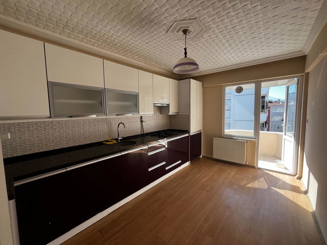 RE/MAX MODERN SEHA SÖYLER'DEN MUHTEŞEM KONUMDA KİRALIK 3+1 DAİRE