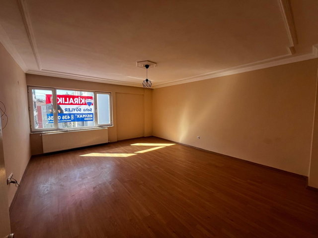 RE/MAX MODERN SEHA SÖYLER'DEN MUHTEŞEM KONUMDA KİRALIK 3+1 DAİRE