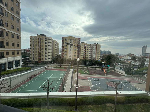 REMAX WE BURCU CAPIK-EMAAR SQUARE-REZIDANS 2+1 KIRALIK EŞYALI