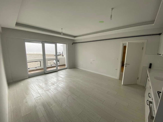 BAŞİSKELE ORKA LİFE SİTESİNDE KİRALIK 1+1 ARAKAT DAİRE