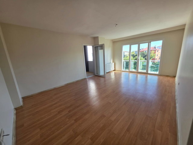 TUZLA FİYAKA 3 BALKONLU KAPALI MUTFAK 110 M2 2+1 KİRALIK DAİRE