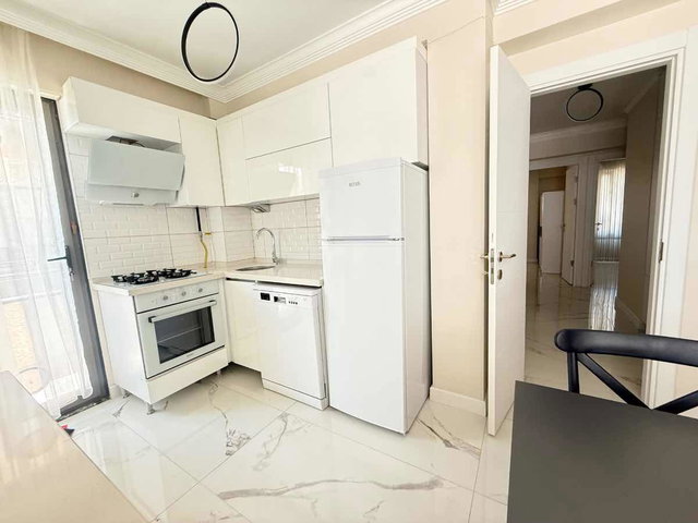 YEŞİLYURT MHDE EŞYALI SATILIK FIRSAT YATIRIMLIK 2+1 DAIRE