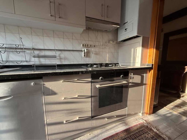 EMEK DE MERKEZİ KONUMDA EŞYALI DUBLEKS 4+1 KİRALIK