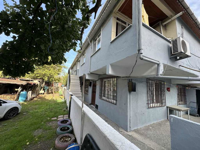 SANCAKTEPE ABDURRAHMANGAZİ MAHALLESİ SATILIK 48M2 HİSSELİ 3+1