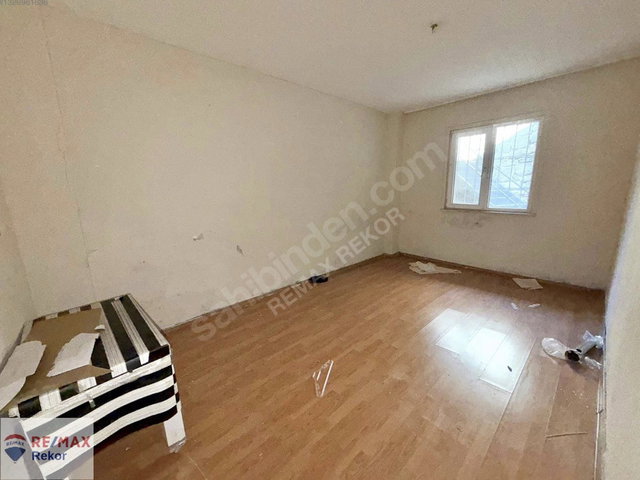 SANCAKTEPE FATİH MAH. 40 M2 ARSA PAYLI SATILIK DAİRE