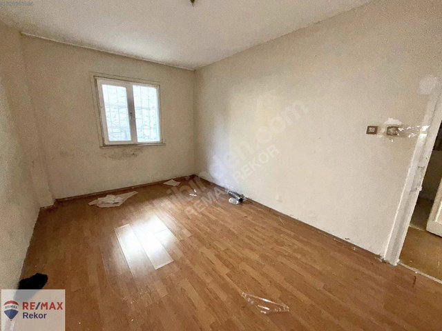 SANCAKTEPE FATİH MAH. 40 M2 ARSA PAYLI SATILIK DAİRE