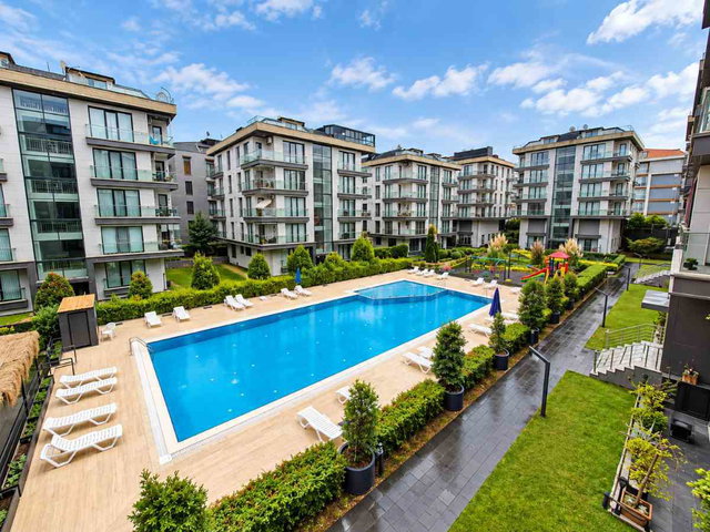 NEVSA KONAKLARI SATILIK 3+1 PEYZAJ CEPHE ARA KAT ŞEREFİYELİ EKSTRA TADİLATLI