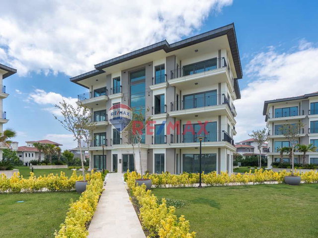 DENİZ İSTANBUL SİTESİNDE EN GÜZEL BLOKLARDA 3+1 KİRALIK DAİRE