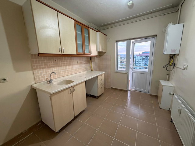 REMAX İLKE'DEN ÇAT YOLU TOKİLER'DE 3+1 SATILIK DAİRE