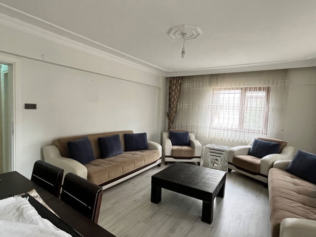 ARİFİYE ARİFBEY’DE EŞYALI 3+1 KİRALIK DAİRE | YÜKSEK GİRİŞ, BALKONLU, DOĞALGAZ KOMBİLİ