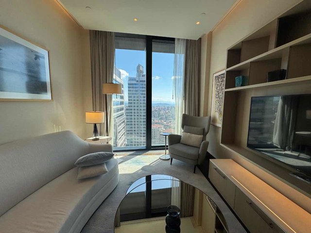 REMAX BURCU EMAAR ADDRESS OTEL 1+1 EŞYALI SATILIK DENIZ MANZARA