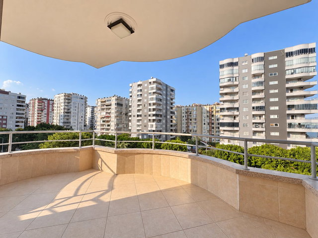 REMAX RİNA'DAN MAREA PLAZA'DA 3+1 DAİRE