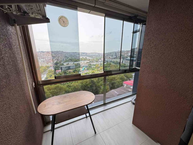 EYÜPSULTAN YILDIRIM BEYAZIT CADDESI'NDE SİTE İÇERSİNDE KIRALIK 2+1