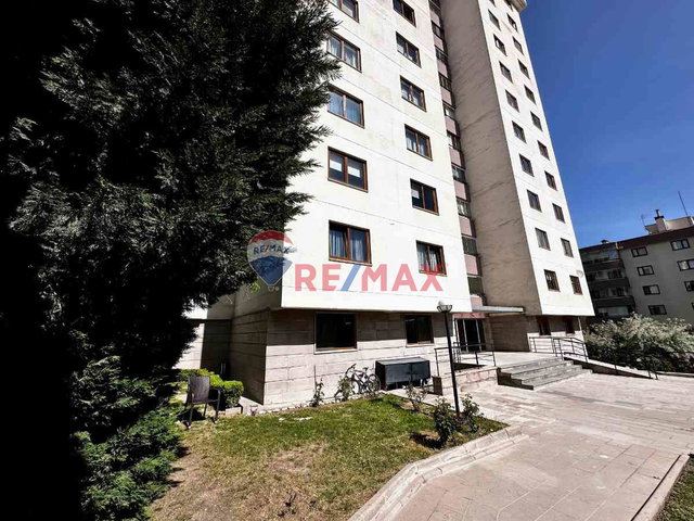 ÇANKAYA YILDIZEVLER DUYU SK. ALKAZAR KİRALIK 6+2 SİTE İÇİ